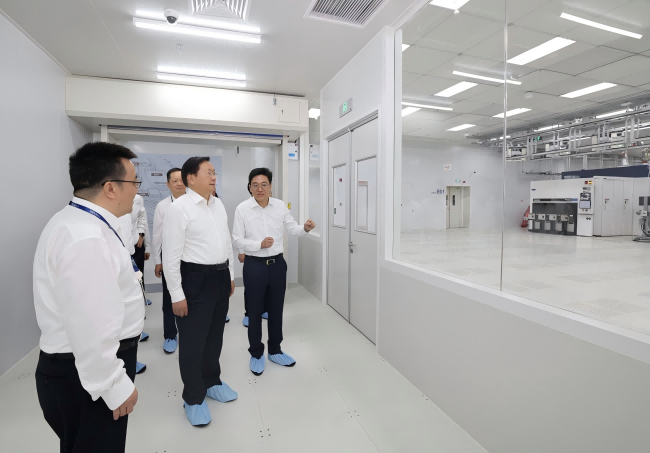王忠林在武漢東湖高新區(qū)調(diào)研 以科技創(chuàng)新引領(lǐng)新質(zhì)生產(chǎn)力發(fā)展 加快打造具有全國影響力的科技創(chuàng)新高地